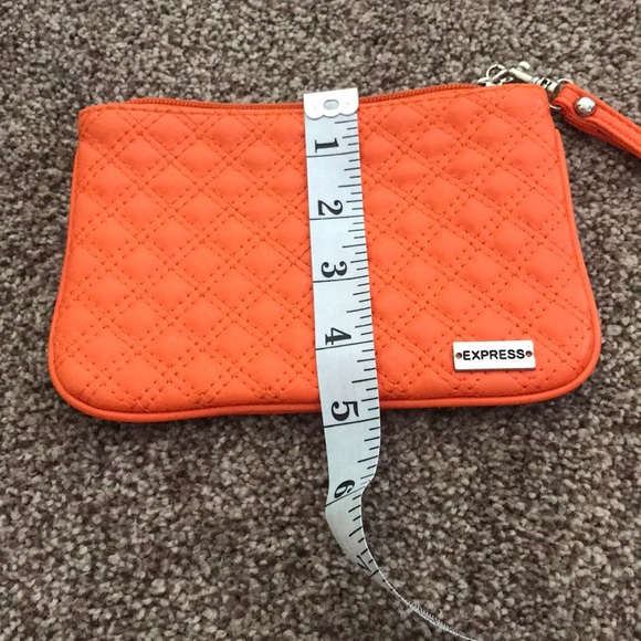 Express wristlets - Picture 4 of 4
